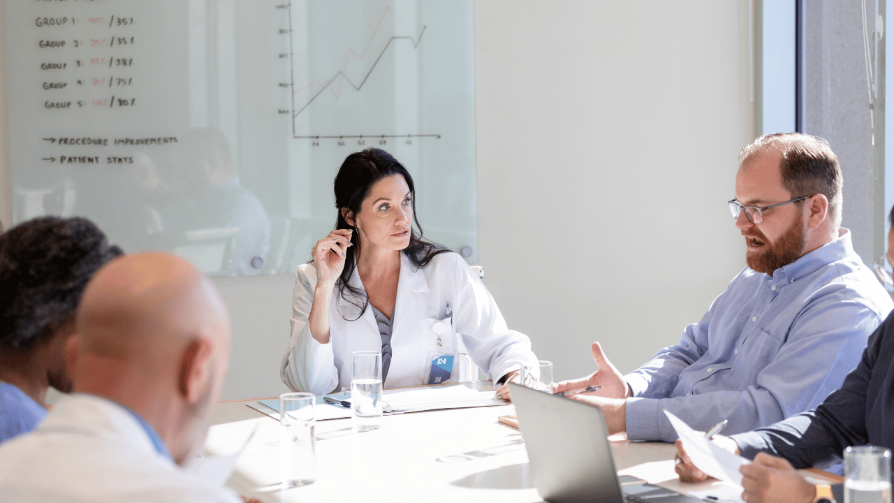 5 kỹ năng giao tiếp giúp CFO & CEO thuộc nhóm 1%